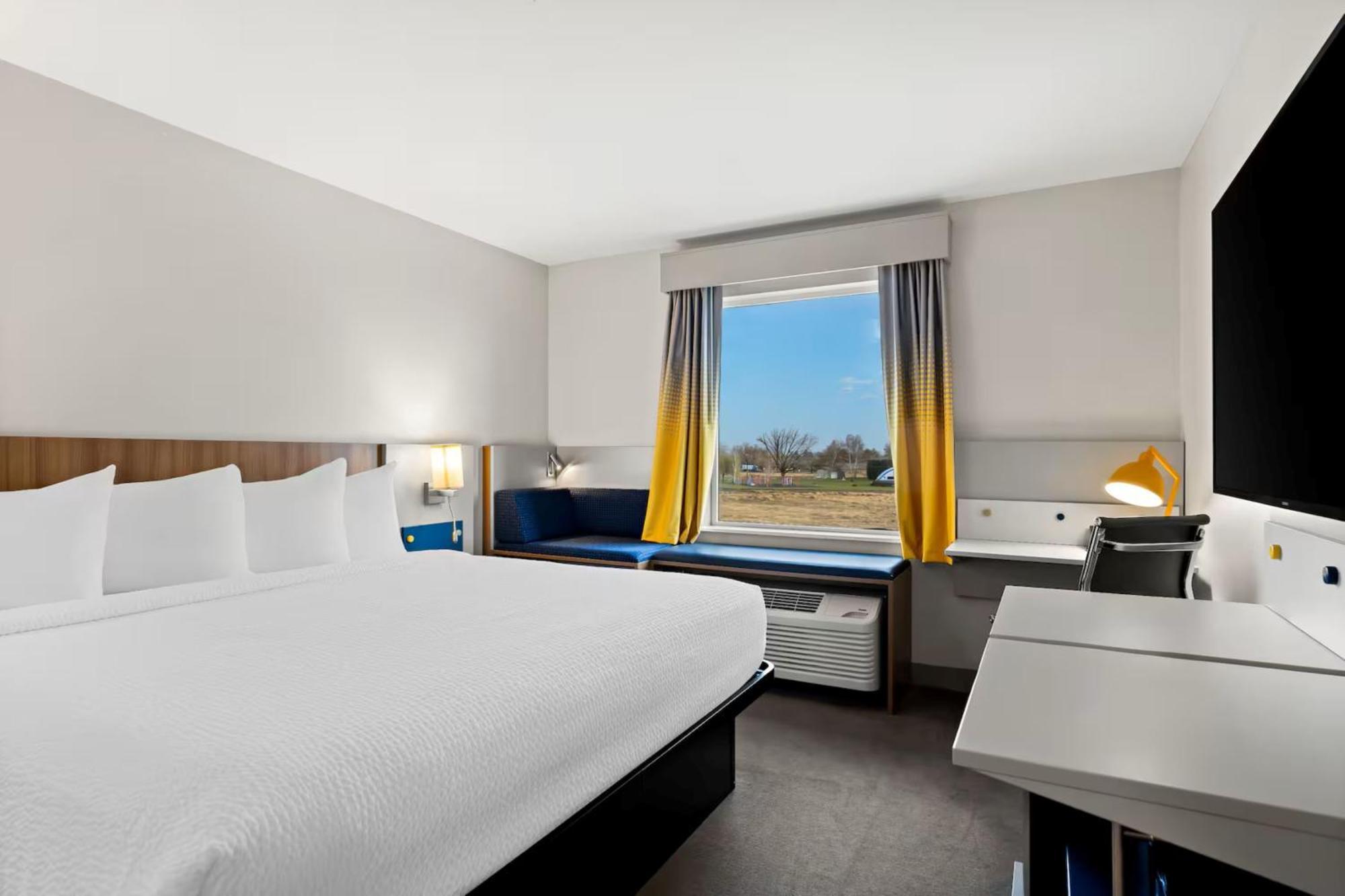 Holiday Inn Express & Suites George - Quincy South By Ihg Exterior foto